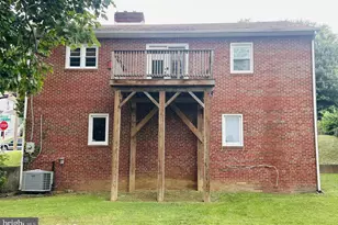 416 W B St, Brunswick, MD 21716 - Photo 9