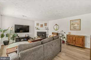2121 Wainwright Ct, Frederick, MD 21702 - Photo 5