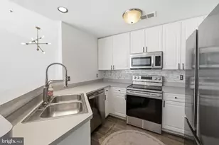2103 Wayside Dr, Frederick, MD 21702 - Photo 5