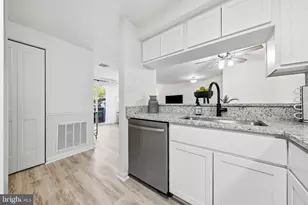 807D Stratford Way, Frederick, MD 21701 - Photo 17
