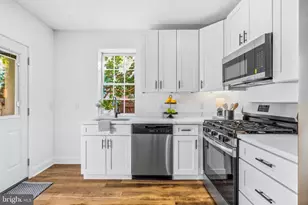 231 W South St, Frederick, MD 21701 - Photo 17