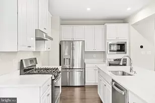 12 Dean Ln, Middletown, MD 21769 - Photo 5