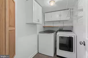 3925 Shawfield Ln, Frederick, MD 21704 - Photo 15