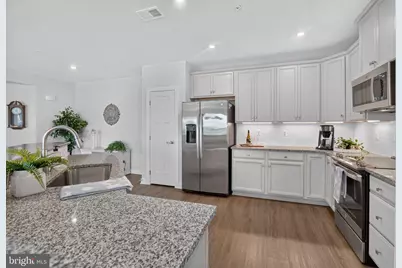 3315 Firefly Lane #204, Frederick, MD 21704 - Photo 7