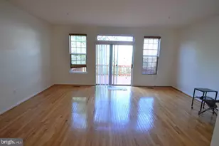 1029 Lavenport Way, Frederick, MD 21702 - Photo 3