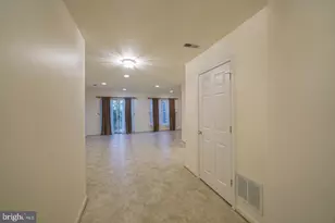 2574 Carrington Way, Frederick, MD 21702 - Photo 5