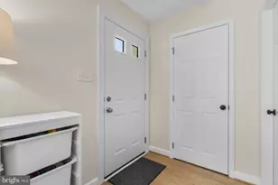 6108 Pine Crest Ln, Frederick, MD 21701 - Photo 3
