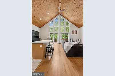 6739 W Lakeridge Road, New Market, MD 21774 - Photo 11
