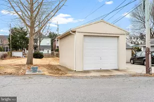 1033 N Market St, Frederick, MD 21701 - Photo 3