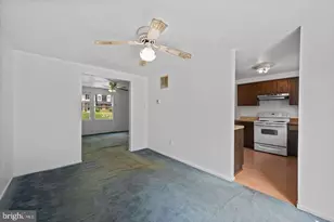 1576 Carey Pl, Frederick, MD 21701 - Photo 5