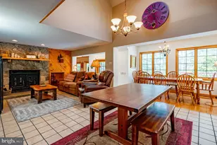 1019 Lake Shore Dr, Oakland, MD 21550 - Photo 9