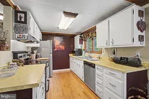 961 Cedar Ln, Oakland, MD 21550 - Photo 19