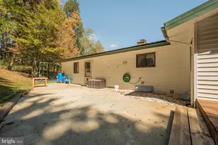 697 Monte Vista Rd, Oakland, MD 21550 - Photo 9