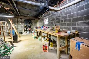 210 Lakeview Dr, Grantsville, MD 21536 - Photo 11