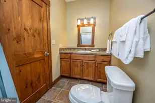 105 Mountain Overlook Ct, Mc Henry, MD 21541 - Photo 35