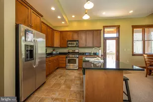 105 Mountain Overlook Ct, Mc Henry, MD 21541 - Photo 11