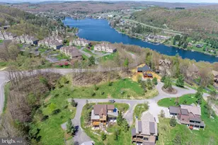 105 Mountain Overlook Ct, Mc Henry, MD 21541 - Photo 5