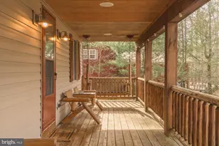 931 Black Oak Dr, Oakland, MD 21550 - Photo 5