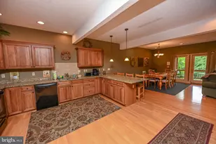 178 Winding Trail Ln, Oakland, MD 21550 - Photo 3