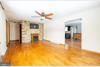 127 S Oakhall Drive, Oakland, MD 21550 - Photo 3