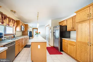 702 Sunshine Dr, Oakland, MD 21550 - Photo 7