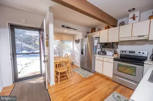 17 Slopeside Terrace, Mc Henry, MD 21541 - Photo 5