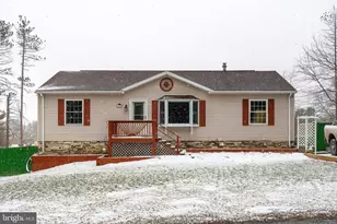 505 Southern Pines Dr, Oakland, MD 21550 - Photo 1