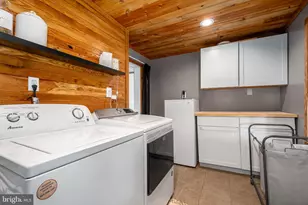 207 Shenandoah Ave, Loch Lynn, MD 21550 - Photo 33