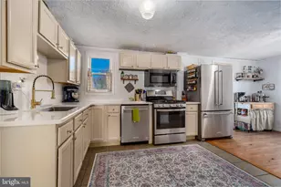 207 Shenandoah Ave, Loch Lynn, MD 21550 - Photo 9