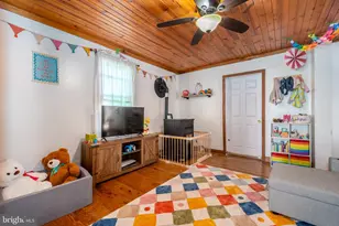 207 Shenandoah Ave, Loch Lynn, MD 21550 - Photo 21