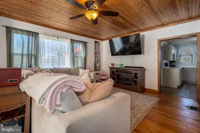 207 Shenandoah Avenue, Loch Lynn, MD 21550 - Photo 17