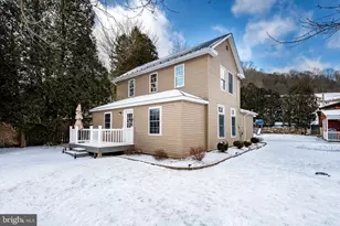 82 Railroad St, Grantsville, MD 21536 - Photo 5