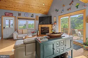 208 Smiley Face Ln, Mc Henry, MD 21541 - Photo 13