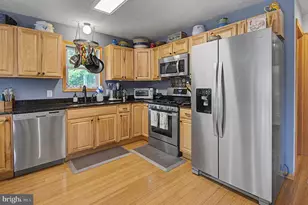 208 Smiley Face Ln, Mc Henry, MD 21541 - Photo 3