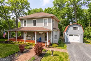 215 H St, Mountain Lake Park, MD 21550 - Photo 9