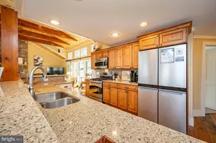 2411 Lake Shore Dr, Oakland, MD 21550 - Photo 39