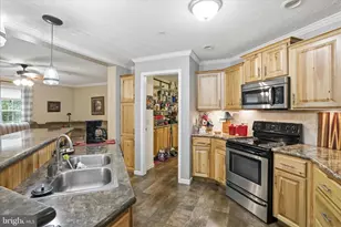 139 Lakeview Dr, Grantsville, MD 21536 - Photo 17