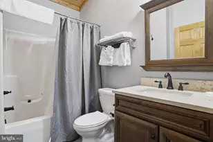 38 Lakeside Vlg Ln, Mc Henry, MD 21541 - Photo 11