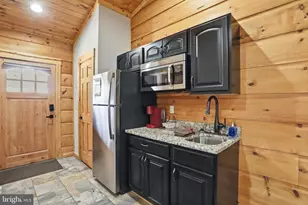 26 Lakeside Vlg Ln, Mc Henry, MD 21541 - Photo 5