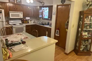 211 Rocky Mountain Dr, Grantsville, MD 21536 - Photo 9
