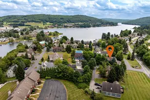 305 Lake Pointe Dr, Mc Henry, MD 21541 - Photo 3