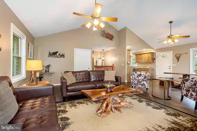 305 Lake Pointe Drive, Mc Henry, MD 21541 - Photo 9