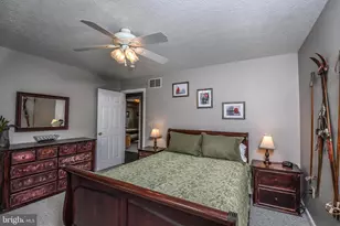 305 Lake Pointe Dr, Mc Henry, MD 21541 - Photo 17