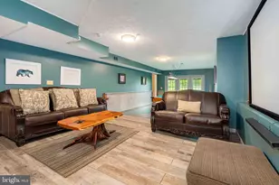 305 Lake Pointe Dr, Mc Henry, MD 21541 - Photo 29