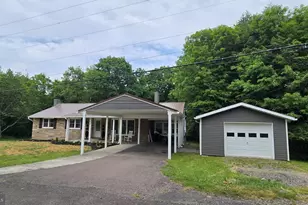 39 S Old Shade Hollow Rd, Grantsville, MD 21536 - Photo 3