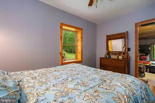 995 Betts Ln, Oakland, MD 21550 - Photo 23