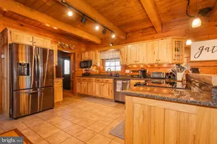 948 Legeer Rd, Grantsville, MD 21536 - Photo 17