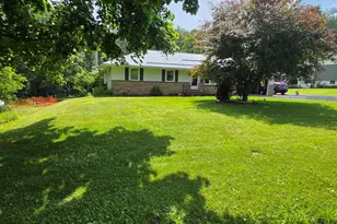 321 Deer Park Hotel Rd, Oakland, MD 21550 - Photo 5