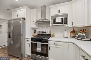 943 Paradise Heights, Oakland, MD 21550 - Photo 5