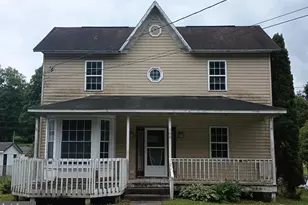 105 Walnut St, Friendsville, MD 21531 - Photo 1